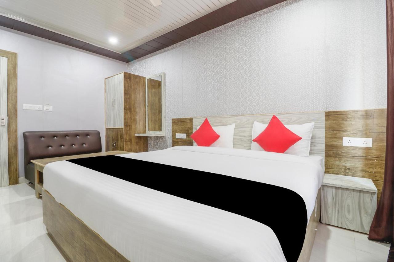 Capital O 63158 Hotel Om Sai Ram Chhatarpur Exterior foto